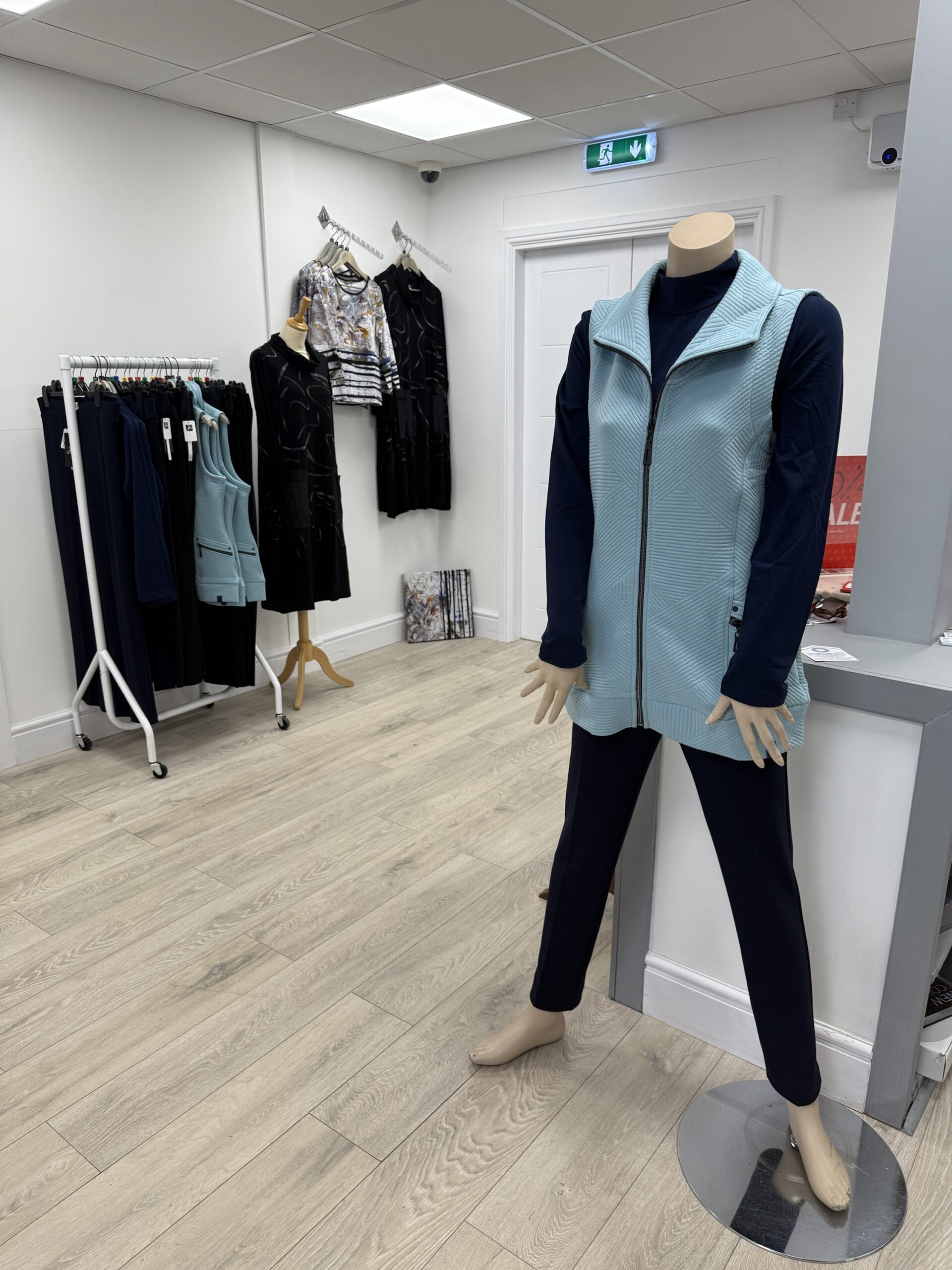 Dolcezza Gilet In Colour Sea Foam